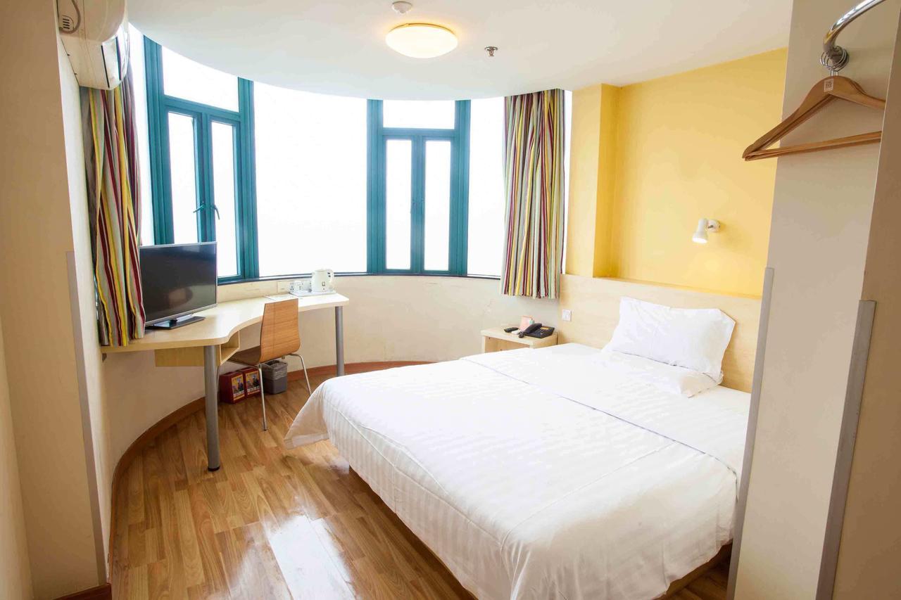 7Days Inn Zhongshan Li He Square Chambre photo